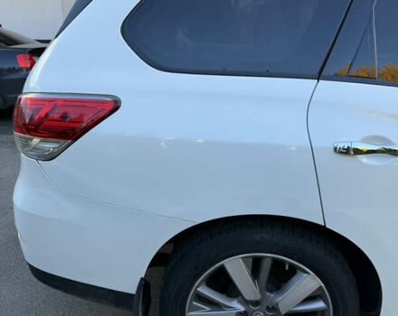 Белый Ниссан Патфайндер, объемом двигателя 3.5 л и пробегом 67 тыс. км за 15900 $, фото 14 на Automoto.ua