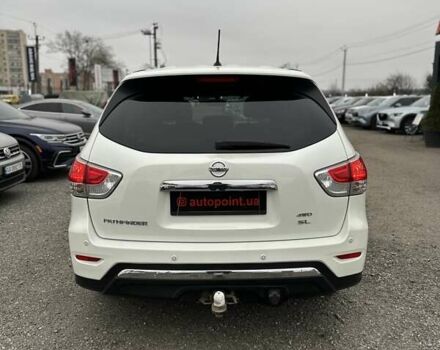 Белый Ниссан Патфайндер, объемом двигателя 3.5 л и пробегом 124 тыс. км за 13700 $, фото 16 на Automoto.ua