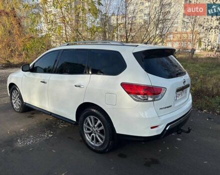 Білий Ніссан Патфайндер, об'ємом двигуна 3.5 л та пробігом 178 тис. км за 14700 $, фото 5 на Automoto.ua