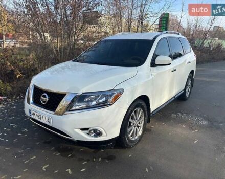 Білий Ніссан Патфайндер, об'ємом двигуна 3.5 л та пробігом 178 тис. км за 14700 $, фото 2 на Automoto.ua