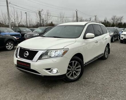 Белый Ниссан Патфайндер, объемом двигателя 3.5 л и пробегом 124 тыс. км за 13700 $, фото 4 на Automoto.ua
