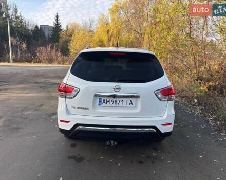 Білий Ніссан Патфайндер, об'ємом двигуна 3.5 л та пробігом 178 тис. км за 14700 $, фото 6 на Automoto.ua