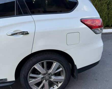 Белый Ниссан Патфайндер, объемом двигателя 3.5 л и пробегом 67 тыс. км за 15900 $, фото 8 на Automoto.ua