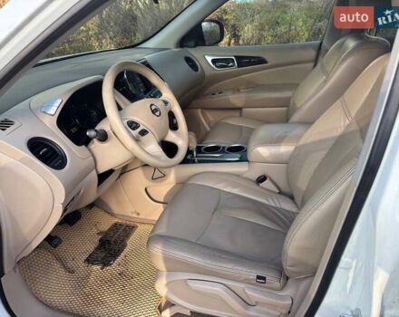 Білий Ніссан Патфайндер, об'ємом двигуна 3.5 л та пробігом 178 тис. км за 14700 $, фото 13 на Automoto.ua