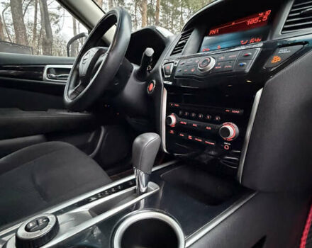 Білий Ніссан Патфайндер, об'ємом двигуна 3.5 л та пробігом 135 тис. км за 15900 $, фото 8 на Automoto.ua