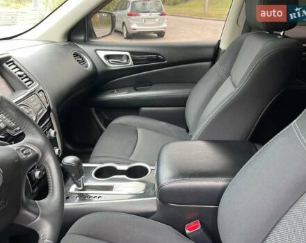 Білий Ніссан Патфайндер, об'ємом двигуна 3.5 л та пробігом 110 тис. км за 15700 $, фото 17 на Automoto.ua