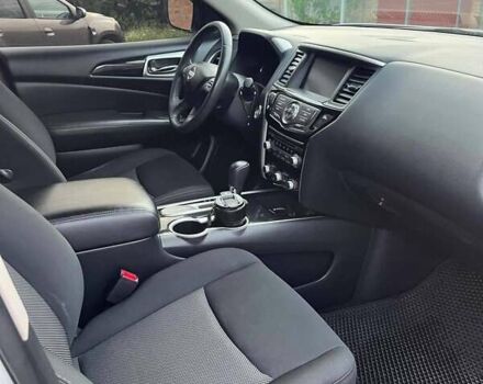 Білий Ніссан Патфайндер, об'ємом двигуна 3.5 л та пробігом 110 тис. км за 15700 $, фото 11 на Automoto.ua