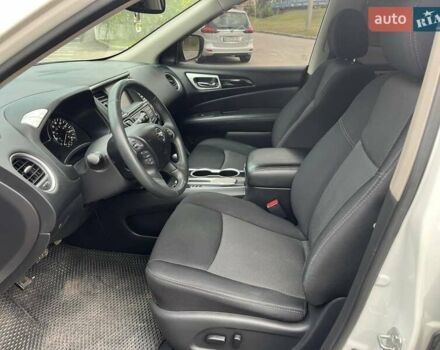 Білий Ніссан Патфайндер, об'ємом двигуна 3.5 л та пробігом 110 тис. км за 15700 $, фото 15 на Automoto.ua