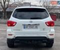 Белый Ниссан Патфайндер, объемом двигателя 3.5 л и пробегом 103 тыс. км за 16000 $, фото 1 на Automoto.ua
