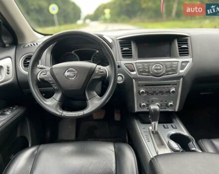 Ніссан Патфайндер 2017 у Красилове на Automoto.ua Білий Ніссан Патфайндер, об'ємом двигуна 3.5 л та пробігом 49 тис. км за 18600 $, фото 11 на Automoto.ua