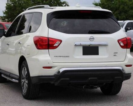 Белый Ниссан Патфайндер, объемом двигателя 3.5 л и пробегом 45 тыс. км за 4200 $, фото 1 на Automoto.ua