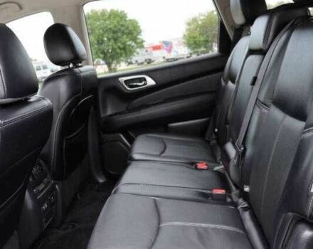 Белый Ниссан Патфайндер, объемом двигателя 3.5 л и пробегом 45 тыс. км за 4200 $, фото 9 на Automoto.ua