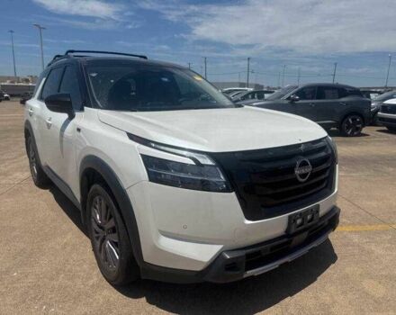 Белый Ниссан Патфайндер, объемом двигателя 3.5 л и пробегом 22 тыс. км за 10500 $, фото 3 на Automoto.ua