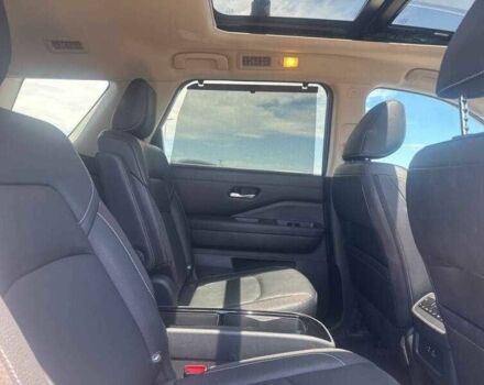 Белый Ниссан Патфайндер, объемом двигателя 3.5 л и пробегом 22 тыс. км за 10500 $, фото 8 на Automoto.ua