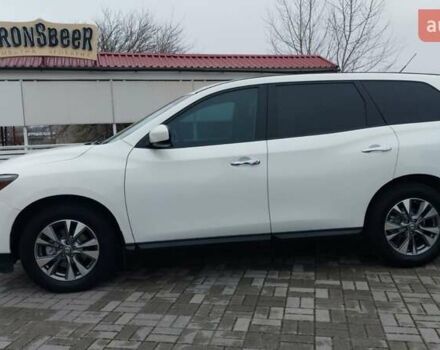 Белый Ниссан Патфайндер, объемом двигателя 3.5 л и пробегом 250 тыс. км за 12700 $, фото 1 на Automoto.ua