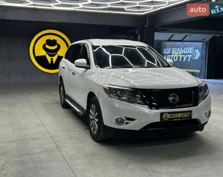 Белый Ниссан Патфайндер, объемом двигателя 3.5 л и пробегом 280 тыс. км за 13300 $, фото 1 на Automoto.ua