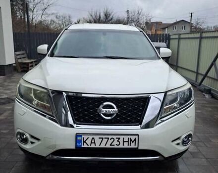 Белый Ниссан Патфайндер, объемом двигателя 3.5 л и пробегом 124 тыс. км за 13800 $, фото 1 на Automoto.ua