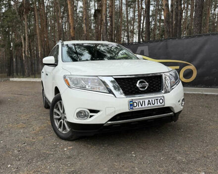 Білий Ніссан Патфайндер, об'ємом двигуна 3.5 л та пробігом 135 тис. км за 15900 $, фото 1 на Automoto.ua