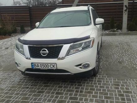 Ниссан Патфайндер 2016 в Новоукраинке на Automoto.ua Белый Ниссан Патфайндер, объемом двигателя 3.5 л и пробегом 156 тыс. км за 15500 $, фото 1 на Automoto.ua
