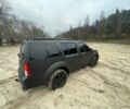 Чорний Ніссан Патфайндер, об'ємом двигуна 2.5 л та пробігом 250 тис. км за 5500 $, фото 2 на Automoto.ua