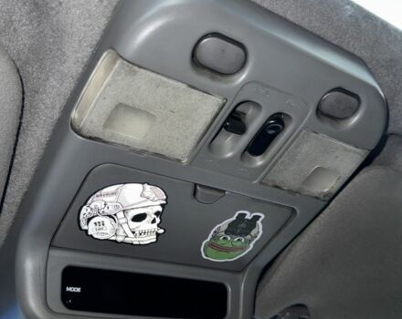 Чорний Ніссан Патфайндер, об'ємом двигуна 3.3 л та пробігом 465 тис. км за 5600 $, фото 20 на Automoto.ua