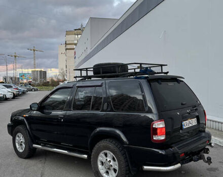 Черный Ниссан Патфайндер, объемом двигателя 3.3 л и пробегом 465 тыс. км за 5999 $, фото 2 на Automoto.ua