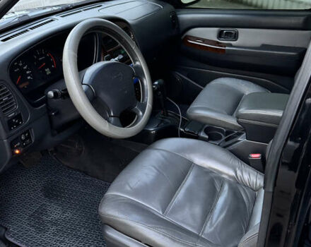 Черный Ниссан Патфайндер, объемом двигателя 3.3 л и пробегом 465 тыс. км за 5999 $, фото 9 на Automoto.ua