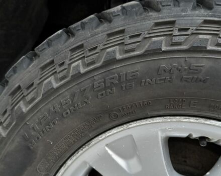 Чорний Ніссан Патфайндер, об'ємом двигуна 3.3 л та пробігом 465 тис. км за 5600 $, фото 23 на Automoto.ua