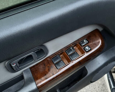 Черный Ниссан Патфайндер, объемом двигателя 3.3 л и пробегом 465 тыс. км за 5999 $, фото 11 на Automoto.ua