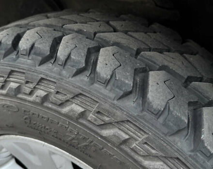 Черный Ниссан Патфайндер, объемом двигателя 3.3 л и пробегом 465 тыс. км за 5999 $, фото 21 на Automoto.ua