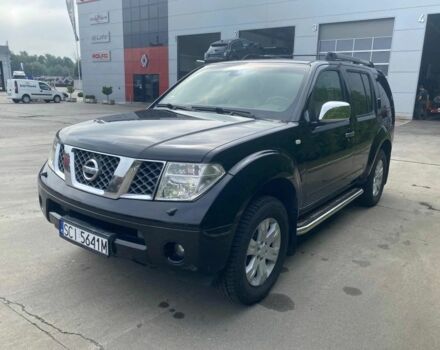 Черный Ниссан Патфайндер, объемом двигателя 2.5 л и пробегом 235 тыс. км за 3100 $, фото 6 на Automoto.ua