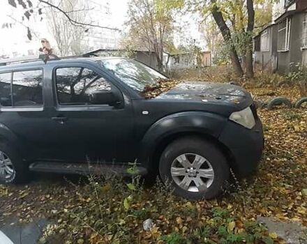 Черный Ниссан Патфайндер, объемом двигателя 2.5 л и пробегом 320 тыс. км за 7000 $, фото 1 на Automoto.ua