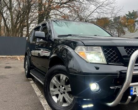 Черный Ниссан Патфайндер, объемом двигателя 4 л и пробегом 267 тыс. км за 10500 $, фото 12 на Automoto.ua