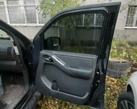 Черный Ниссан Патфайндер, объемом двигателя 2.5 л и пробегом 320 тыс. км за 7000 $, фото 4 на Automoto.ua