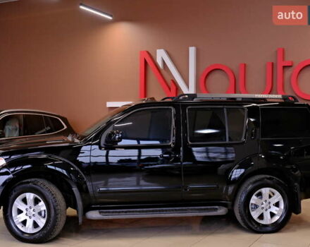 Черный Ниссан Патфайндер, объемом двигателя 3.95 л и пробегом 258 тыс. км за 8900 $, фото 11 на Automoto.ua