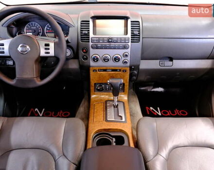 Черный Ниссан Патфайндер, объемом двигателя 3.95 л и пробегом 258 тыс. км за 8900 $, фото 46 на Automoto.ua