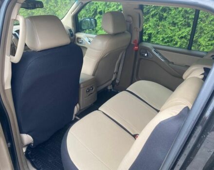 Черный Ниссан Патфайндер, объемом двигателя 2.5 л и пробегом 235 тыс. км за 3100 $, фото 8 на Automoto.ua