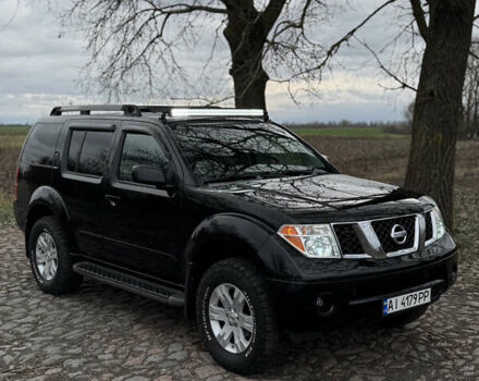 Черный Ниссан Патфайндер, объемом двигателя 4 л и пробегом 183 тыс. км за 9400 $, фото 7 на Automoto.ua