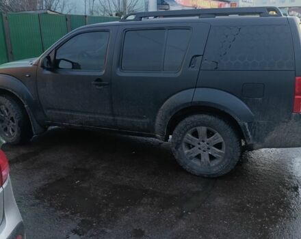 Черный Ниссан Патфайндер, объемом двигателя 0 л и пробегом 390 тыс. км за 5200 $, фото 7 на Automoto.ua