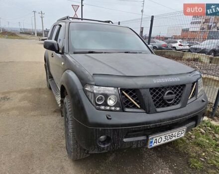 Чорний Ніссан Патфайндер, об'ємом двигуна 2.49 л та пробігом 299 тис. км за 6900 $, фото 2 на Automoto.ua