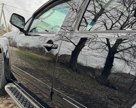 Черный Ниссан Патфайндер, объемом двигателя 4 л и пробегом 183 тыс. км за 9400 $, фото 2 на Automoto.ua