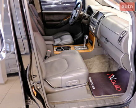 Черный Ниссан Патфайндер, объемом двигателя 3.95 л и пробегом 258 тыс. км за 8900 $, фото 43 на Automoto.ua