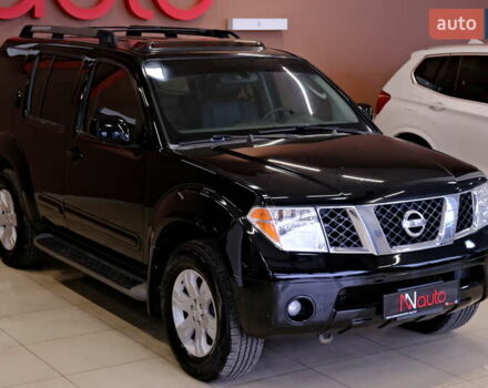 Черный Ниссан Патфайндер, объемом двигателя 3.95 л и пробегом 258 тыс. км за 8900 $, фото 3 на Automoto.ua