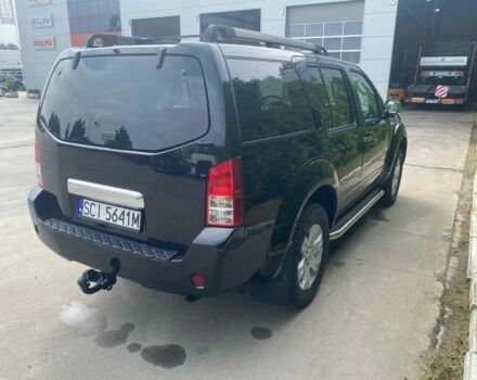 Черный Ниссан Патфайндер, объемом двигателя 2.5 л и пробегом 235 тыс. км за 3100 $, фото 5 на Automoto.ua