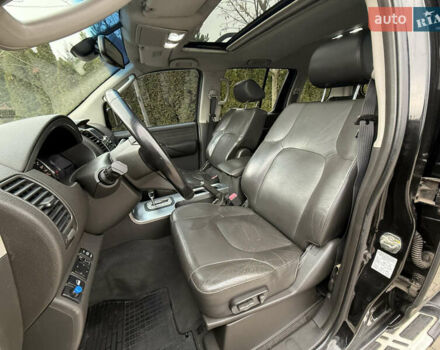 Чорний Ніссан Патфайндер, об'ємом двигуна 2.5 л та пробігом 182 тис. км за 11500 $, фото 29 на Automoto.ua