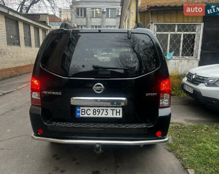 Черный Ниссан Патфайндер, объемом двигателя 2.49 л и пробегом 261 тыс. км за 11300 $, фото 18 на Automoto.ua