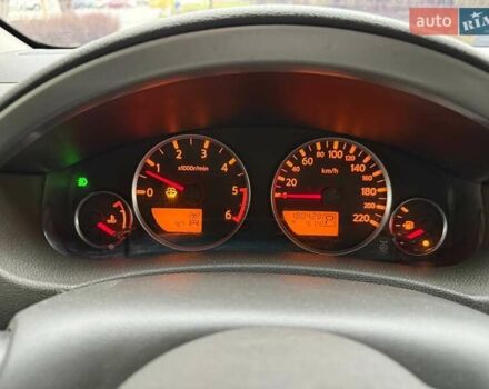 Черный Ниссан Патфайндер, объемом двигателя 2.49 л и пробегом 178 тыс. км за 13500 $, фото 24 на Automoto.ua