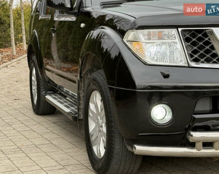 Чорний Ніссан Патфайндер, об'ємом двигуна 2.5 л та пробігом 182 тис. км за 11500 $, фото 17 на Automoto.ua