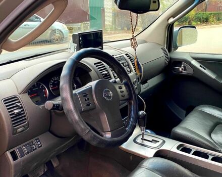 Чорний Ніссан Патфайндер, об'ємом двигуна 2.5 л та пробігом 300 тис. км за 4850 $, фото 10 на Automoto.ua