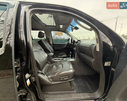 Чорний Ніссан Патфайндер, об'ємом двигуна 2.5 л та пробігом 182 тис. км за 11500 $, фото 36 на Automoto.ua